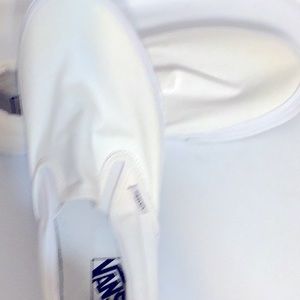 Men size 10 white vans sneakers